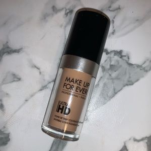 🌟Make Up For Ever Ultra HD foundation Y355